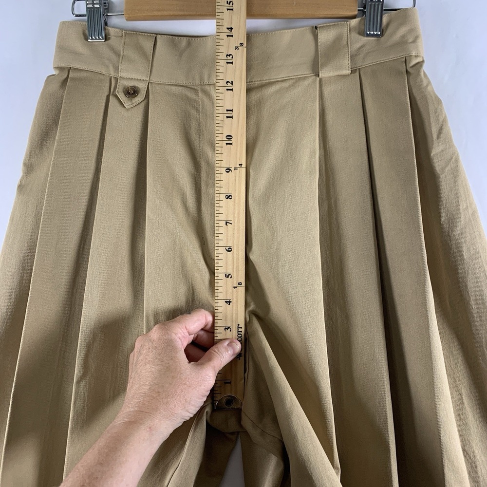 Womens High Rise Pleated Tailored Bermuda Shorts Sz M Khaki Mimimalist Preppy - Picture 6 of 13
